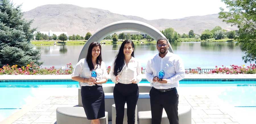 Learn How to Become a Leasing Consultant in 6 Steps